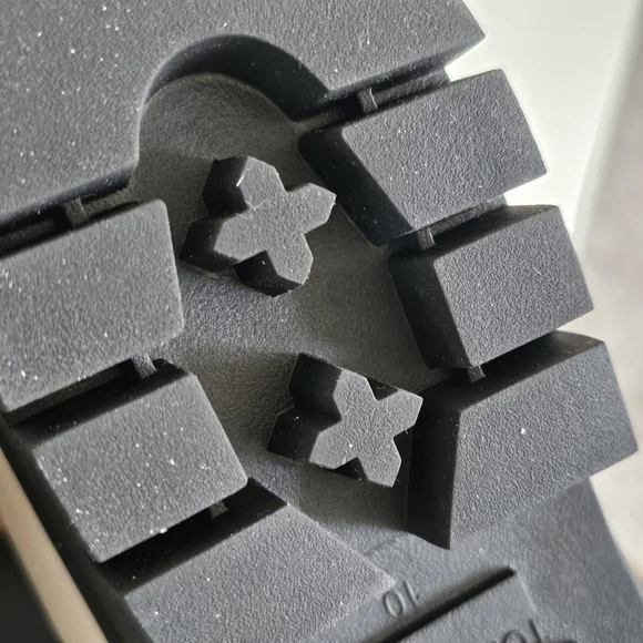 TORY BURCH BLACK HURRICANE RUBBER ALL WEATHER RAIN ANKLE BOOTS NWT - Picture 11 of 14